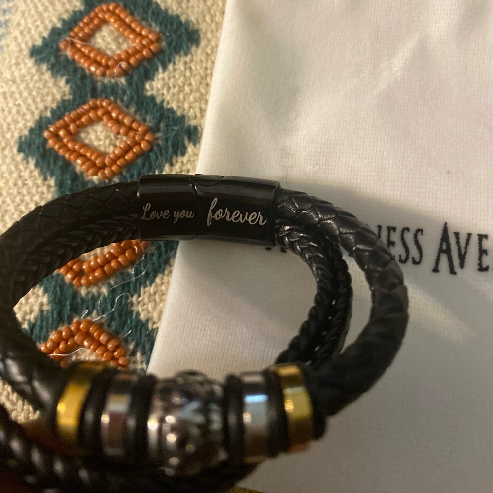 Awareness bracelet - Picture 2 of 5